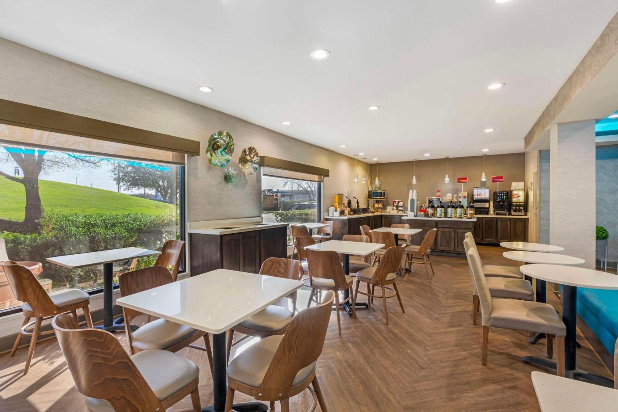 Best Western Plus Lewisville Flower Mound Exterior photo
