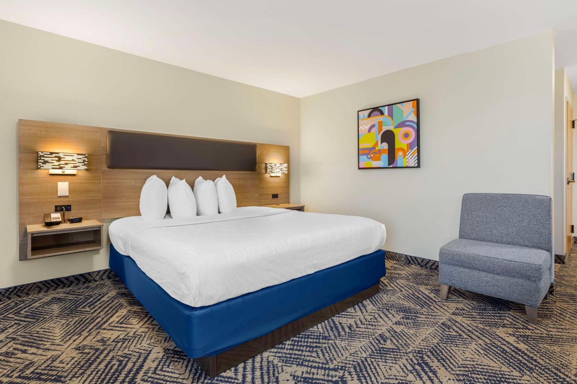 Best Western Plus Lewisville Flower Mound Exterior photo