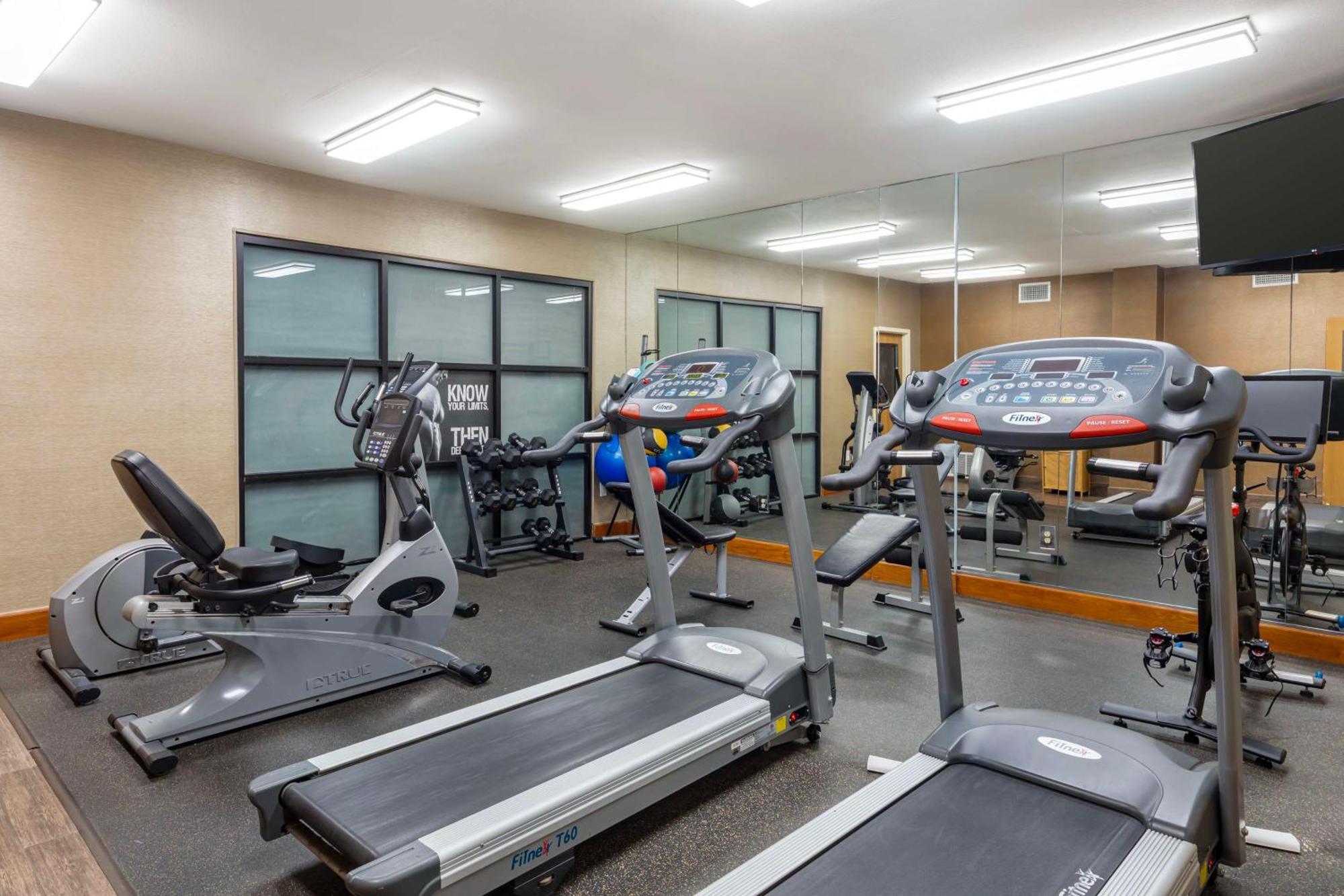 Best Western Plus Lewisville Flower Mound Exterior photo